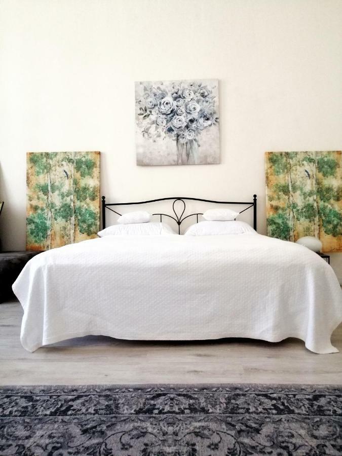 Entrez Apartment 3 - Historical Centre โกชิเซ ภายนอก รูปภาพ