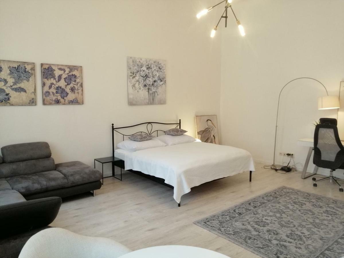 Entrez Apartment 3 - Historical Centre โกชิเซ ภายนอก รูปภาพ