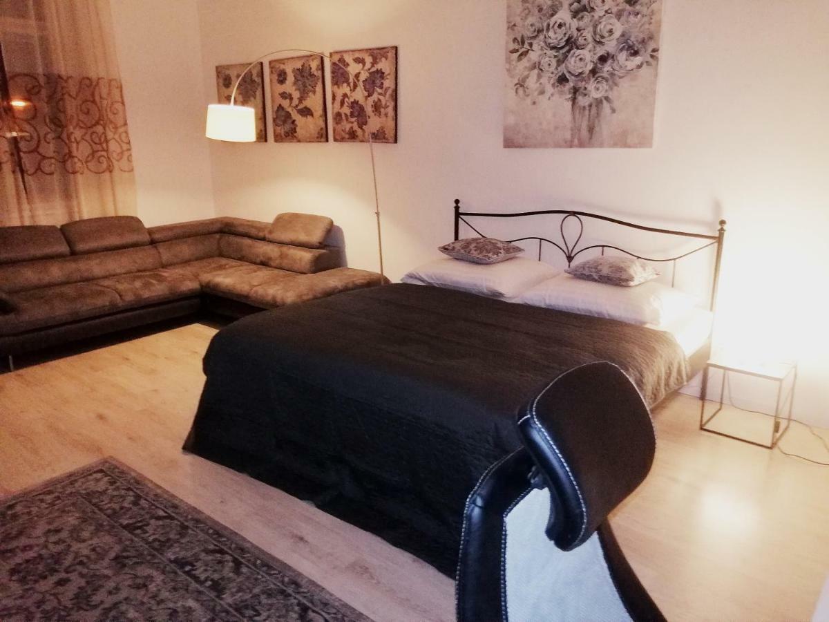Entrez Apartment 3 - Historical Centre โกชิเซ ภายนอก รูปภาพ